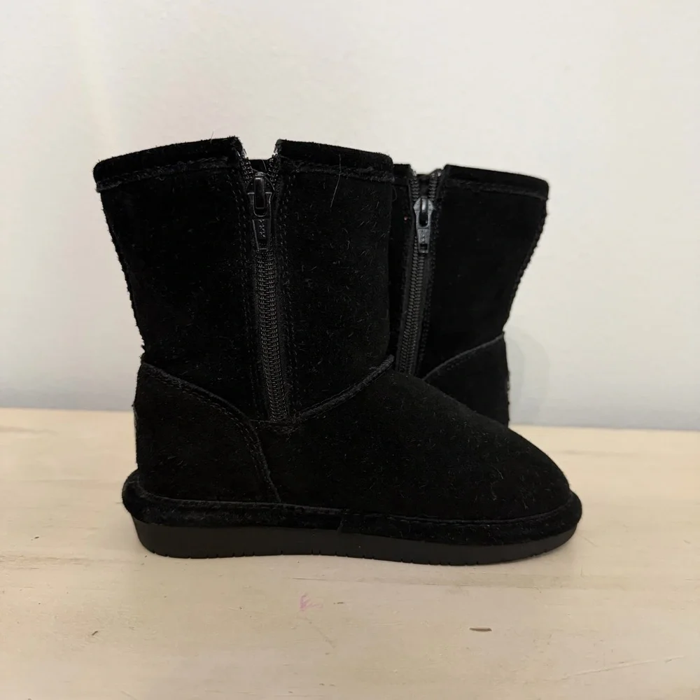 Bearpaw Black Suede Elle Short Boots